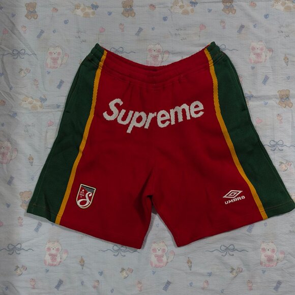 Supreme Red Knit Shorts - Picture 1 of 6